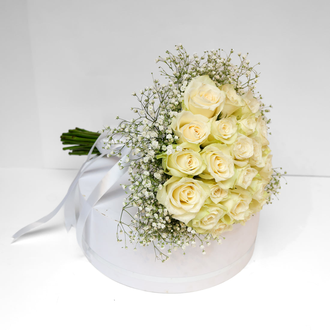 Dreamy bridal flower bouquet